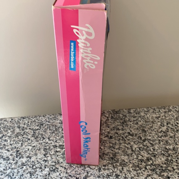 Barbie cool skating Barbie - Picture 4 of 5